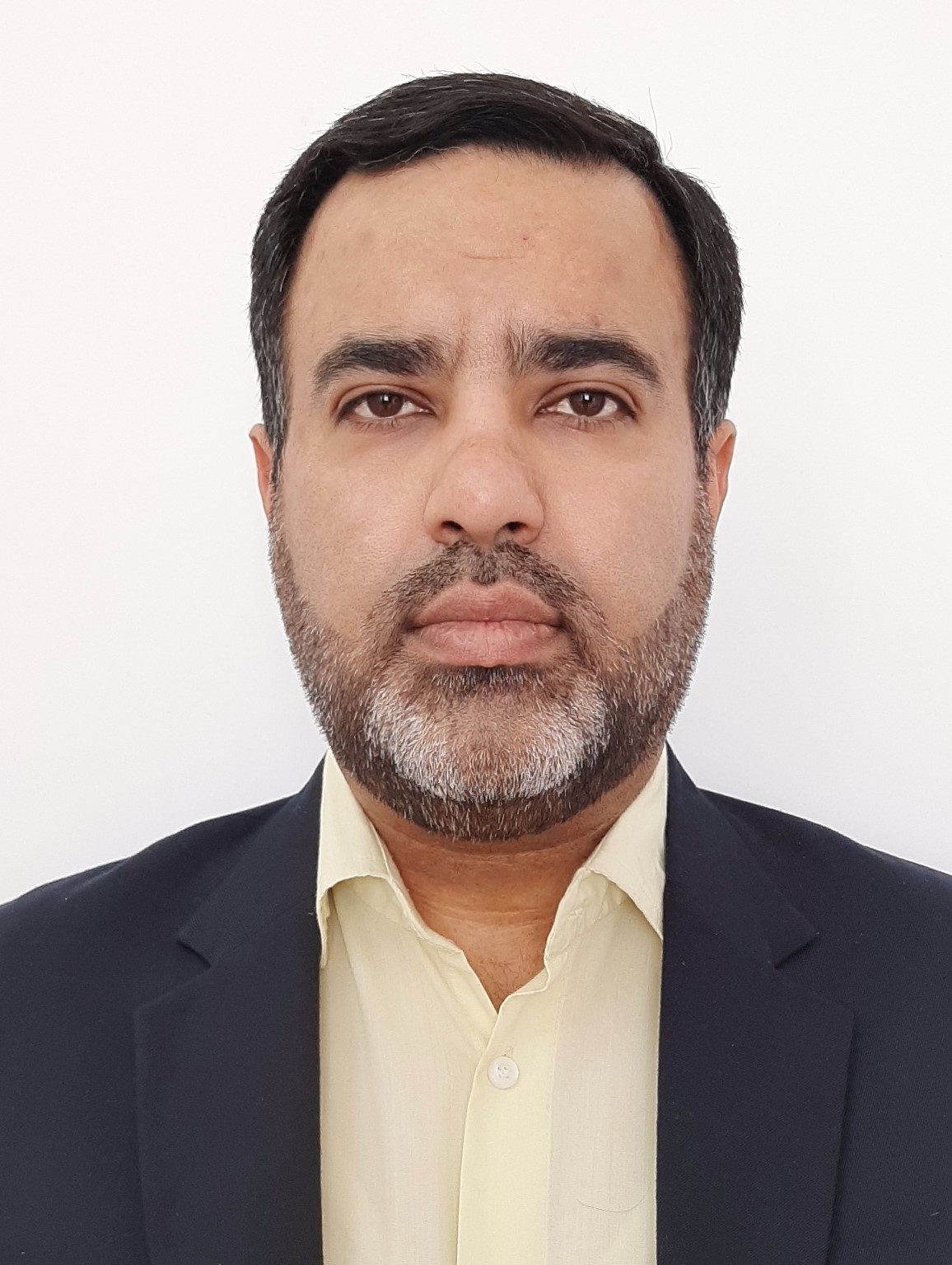 اعضا و مشاوران حقیقی -